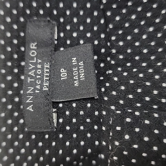 Ann Taylor Black with White Polka-Dot Trousers, Size 10P - Picture 4 of 9